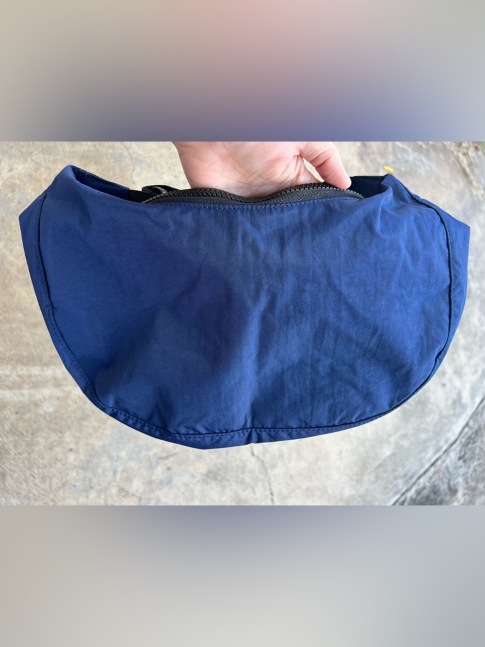 NWT BAGGU Medium Crescent Bag Navy